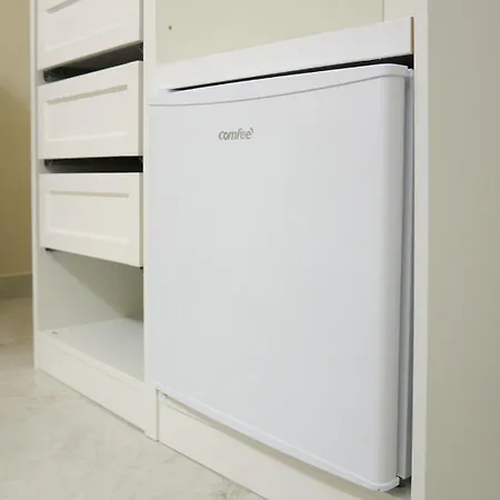 Colors Frühstückspension Lesina