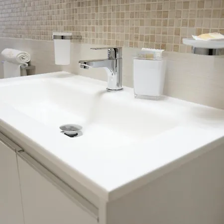 Colors Alojamento de Acomodação e Pequeno-almoço 3*